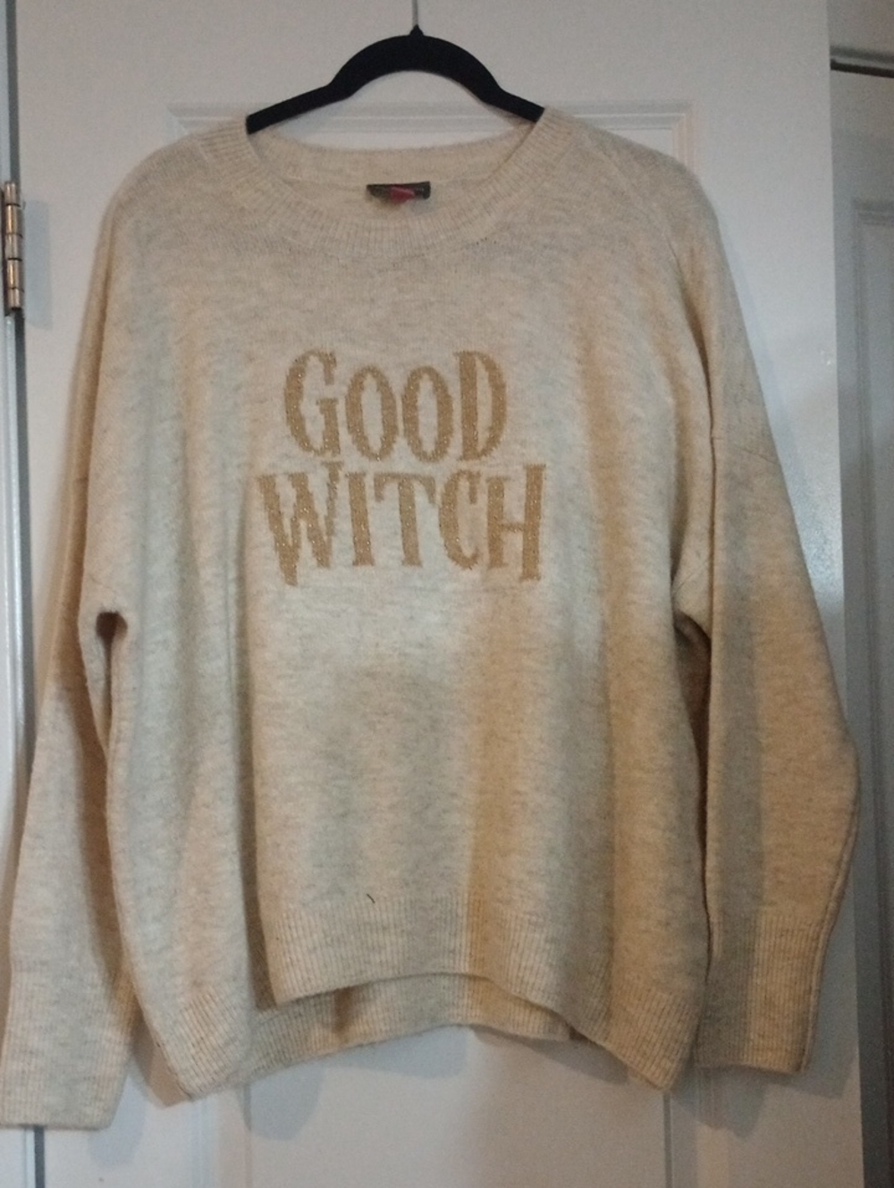 Vince Camuto Cream Knit Sweater with Gold 'Good Witch' Graphic. Super Soft. XL